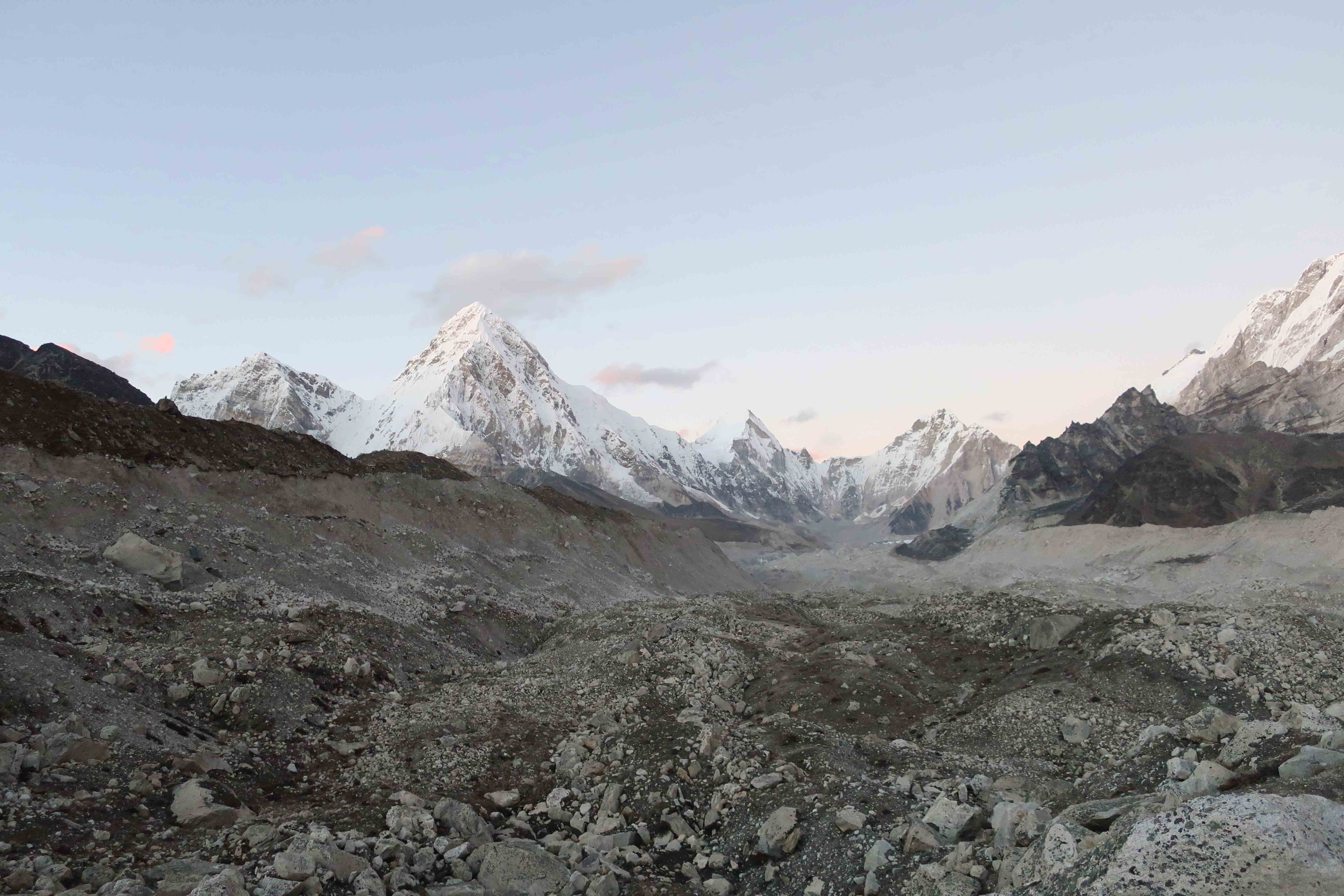 Khumbu Glacier Moraine Kongma La Pass Everest Trek